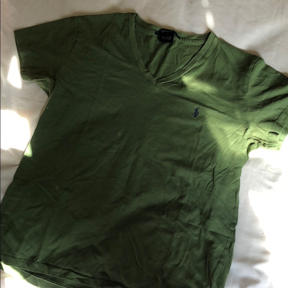 Tee
